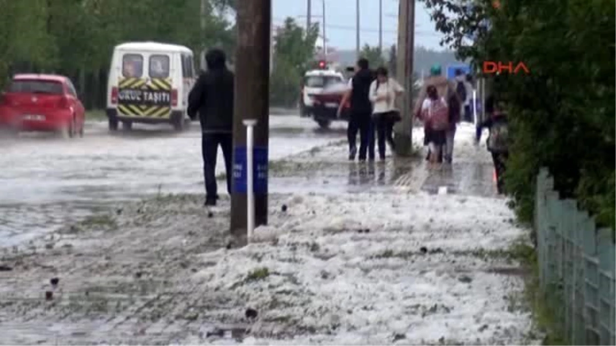 Kastamonu\'da Dolu ve Yağmur Etkili Oldu