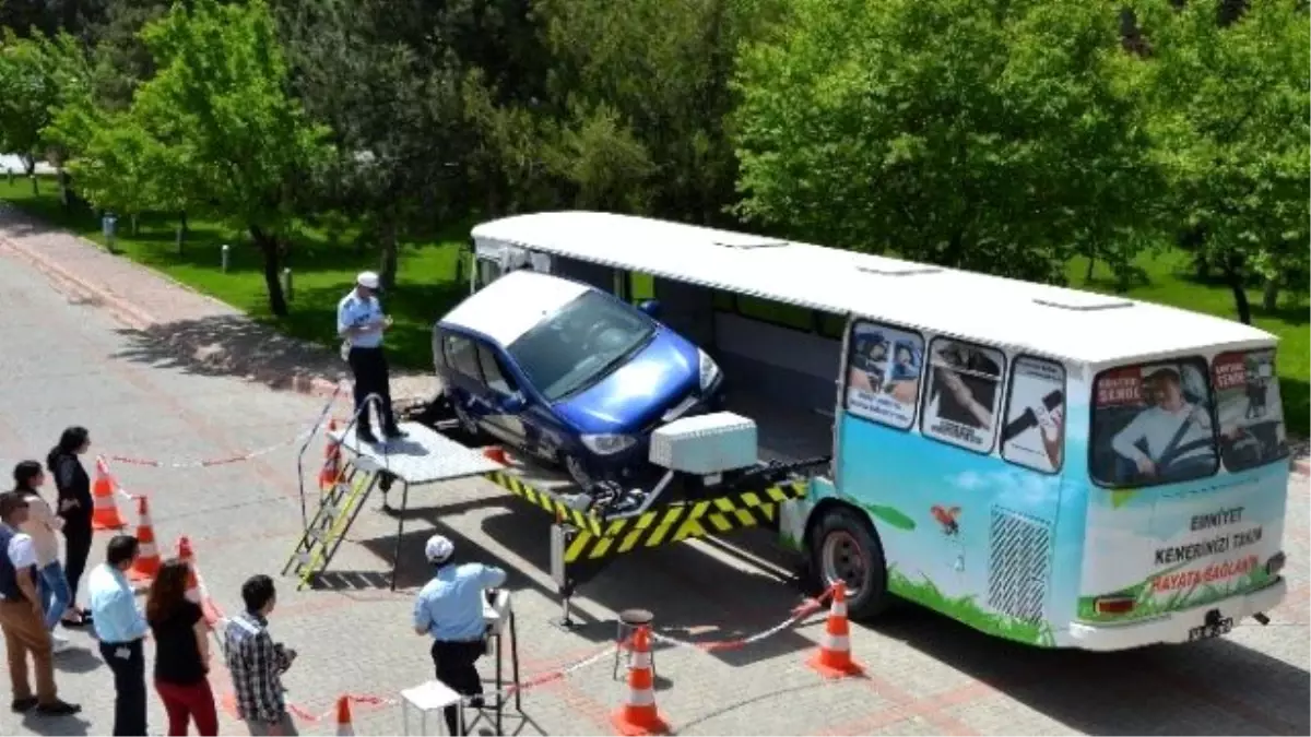 Kayserigaz\'dan Çalışanlarına Trafikte Güvenlik Eğitimi