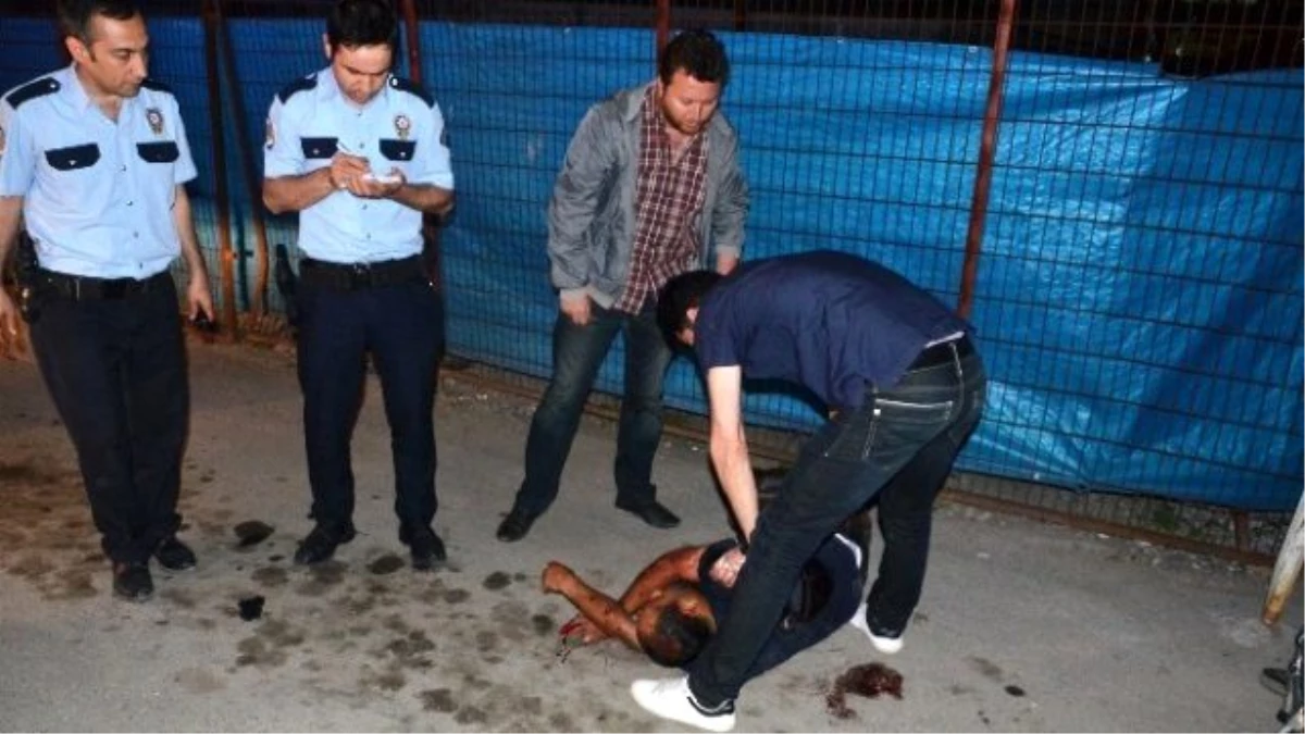 Malatya\'da Bıçaklı Kavgada 5 Kişi Yaralandı