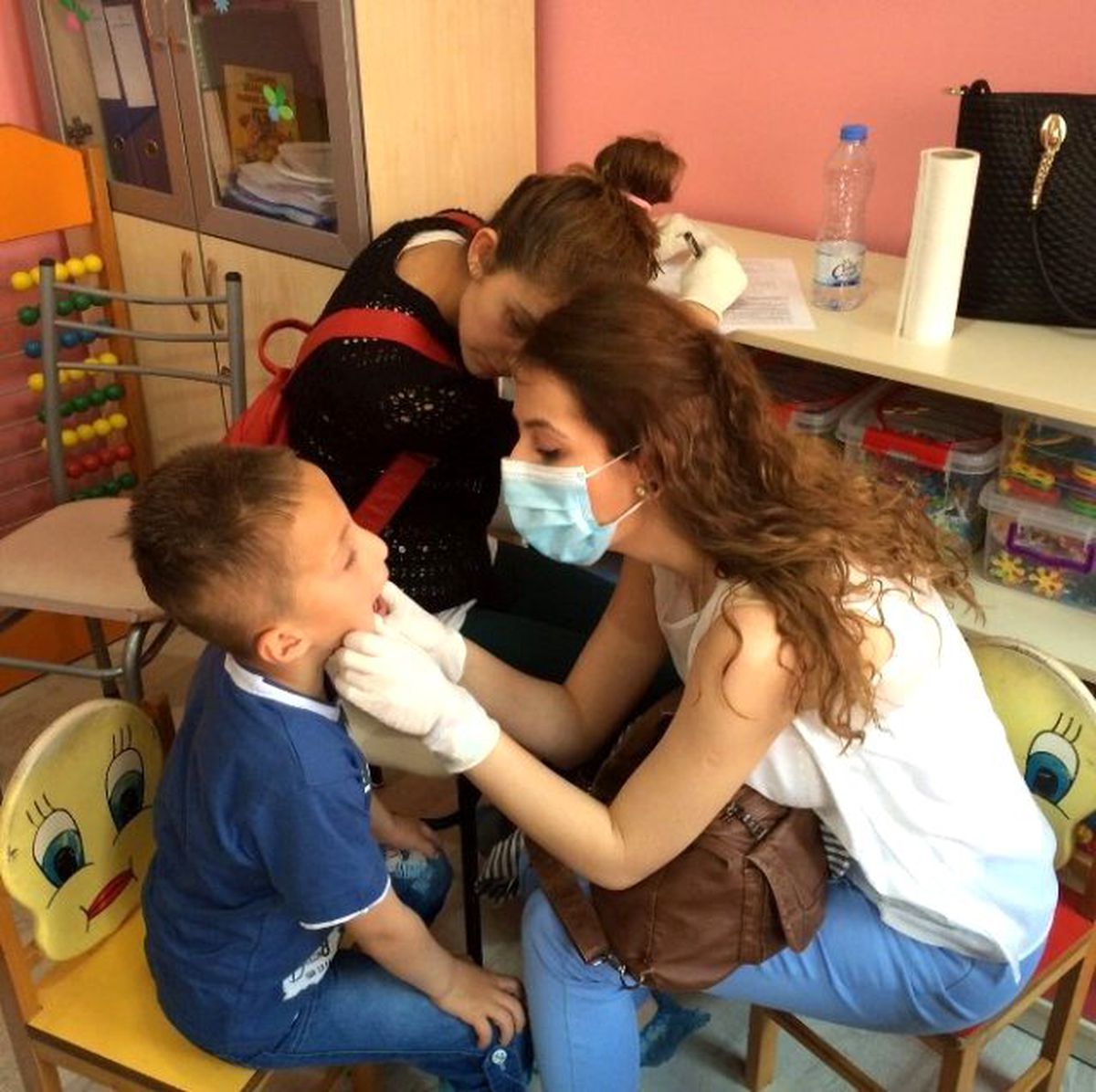 Öğrencilere Ücretsiz Diş Fırçası ve Macun