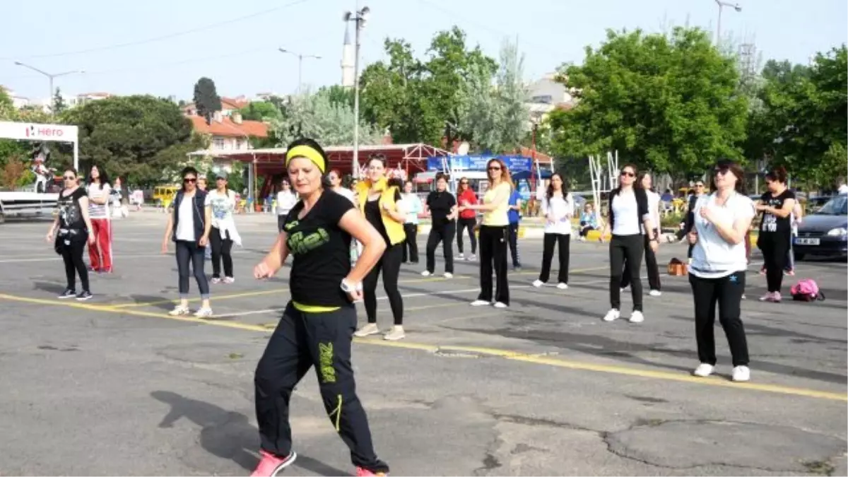 Süleymanpaşalılar Cumartesi Sabahları "Zumba"da Buluşuyor