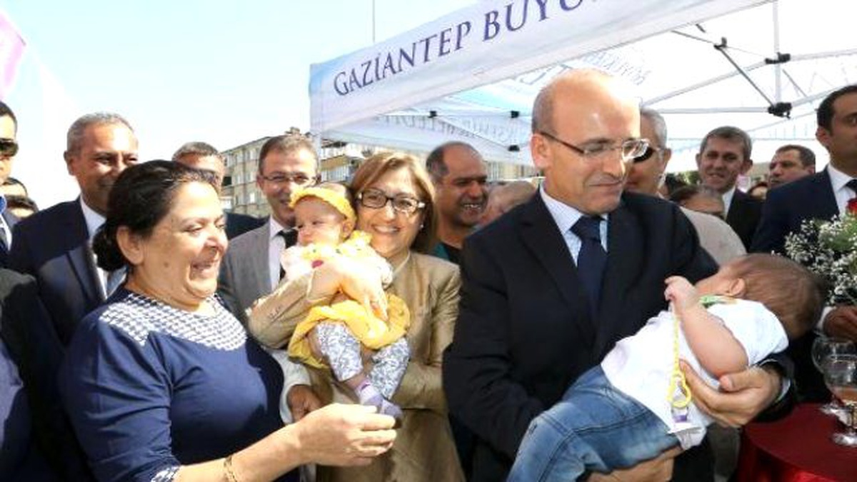 Bakan Şimşek: Türkiye Sağlık Alanında Önemli Mesafe Kat Etti