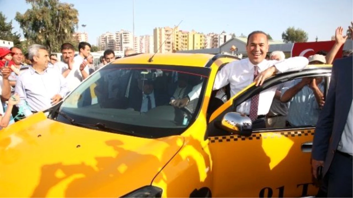 Büyükşehir\'den Taksiciler İçin Transit Taksi Durağı Hizmeti
