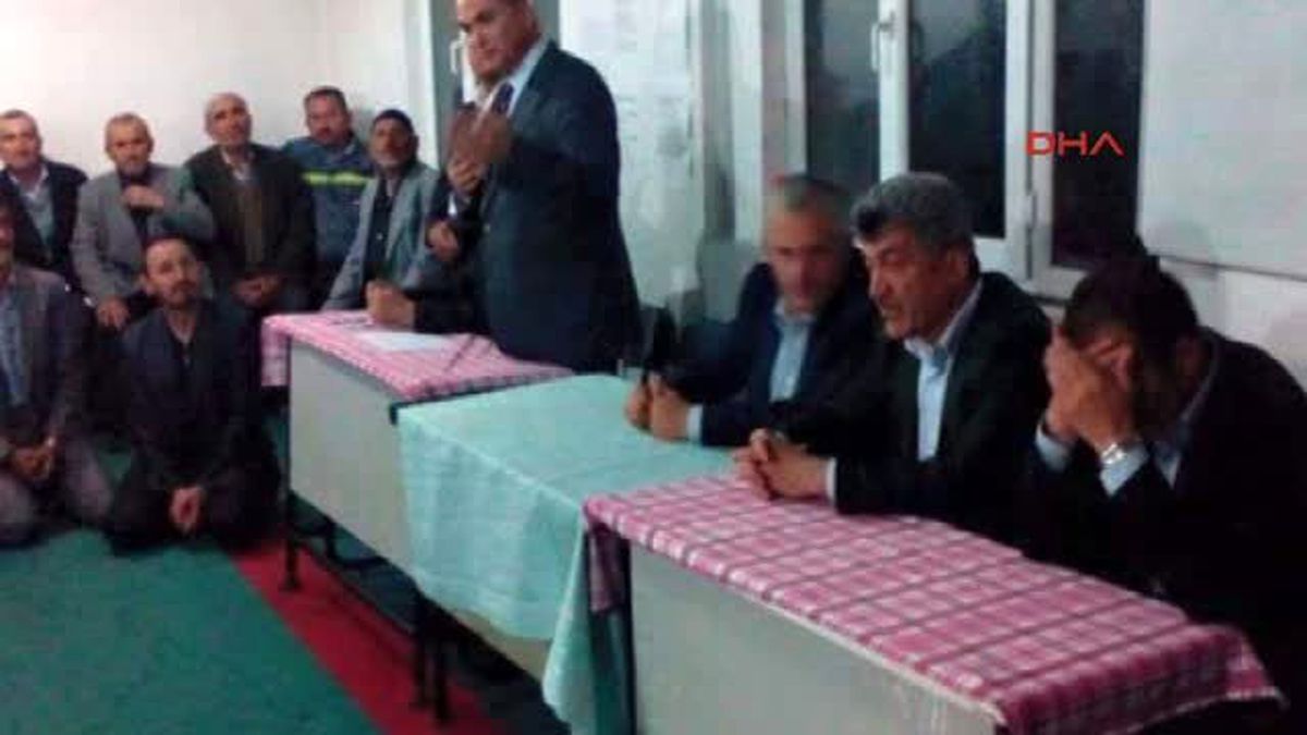 Düzce? de \'Camide Siyasete\' Tepki