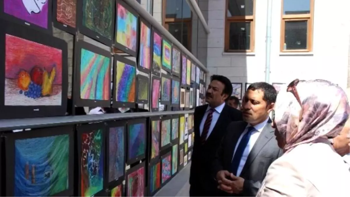 Fatih Projesi Kapsamında Tablet Dağıtıldı