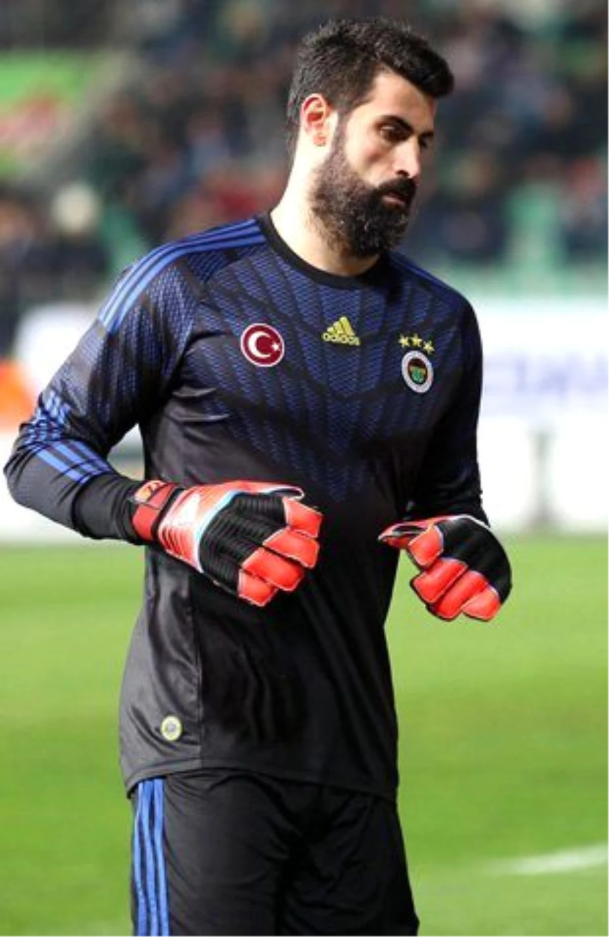 Fenerbahçe\'de 12 Futbolcu Gönderiliyor