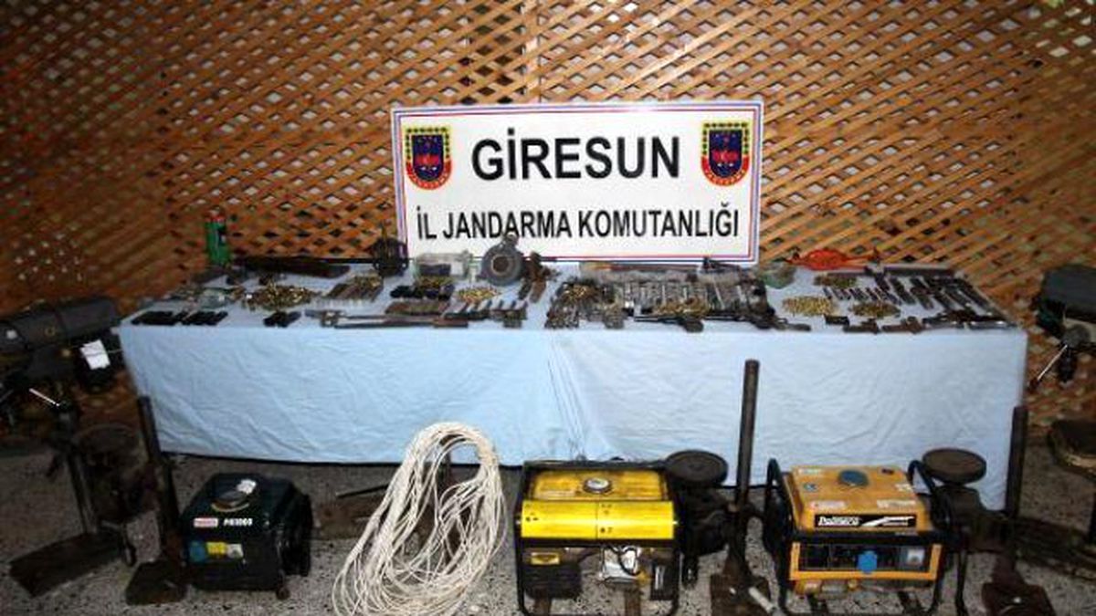 Giresun\'da Kaçak Silah İmalathanesi : 4 Gözaltı