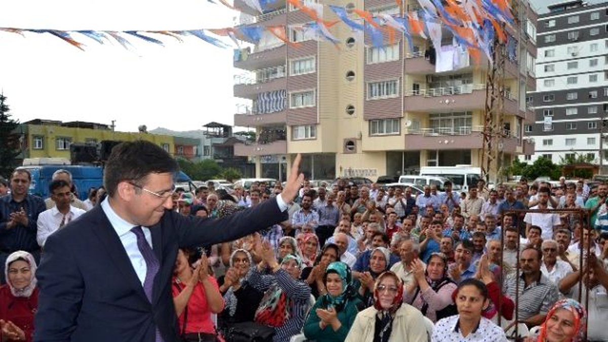 Küçükcan: "Milliyetçilik Lafla, Bayrak Sallamakla Olmaz"