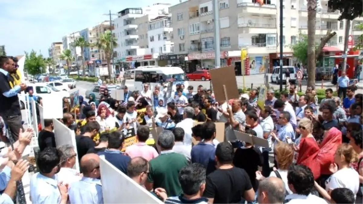 Mursi\'nin İdam Kararını Didim\'den Protesto Sesleri…