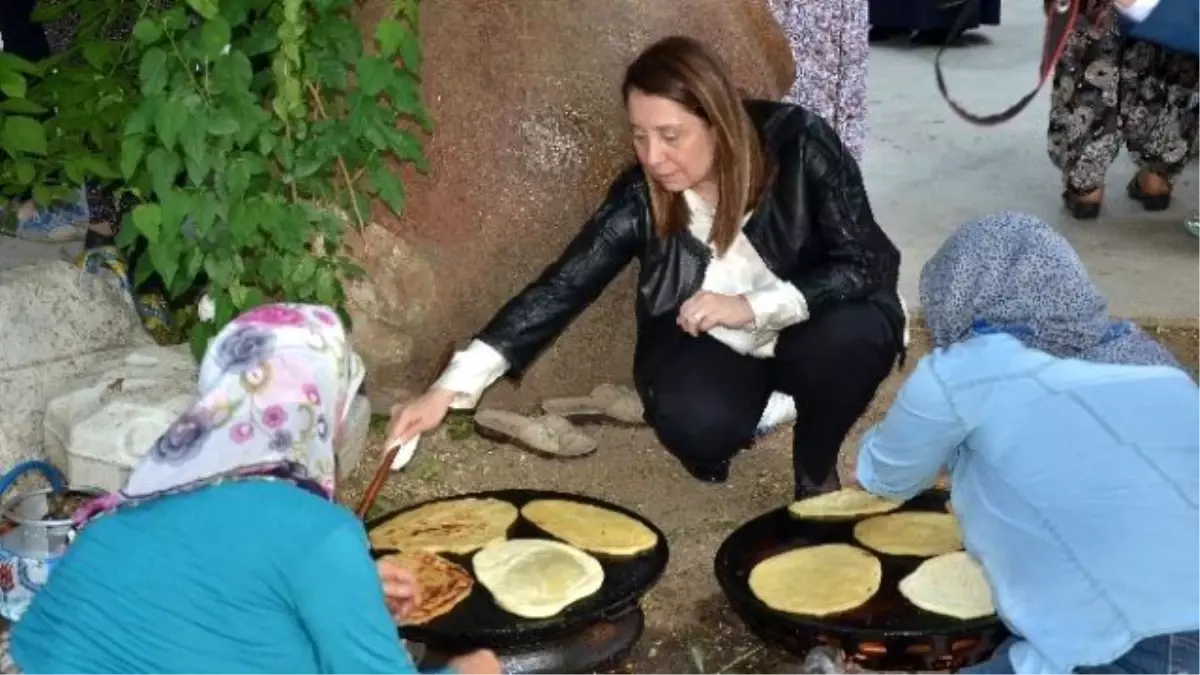 Önce Gözleme Yaptı, Sonra Ekonomiyi Değerlendirdi