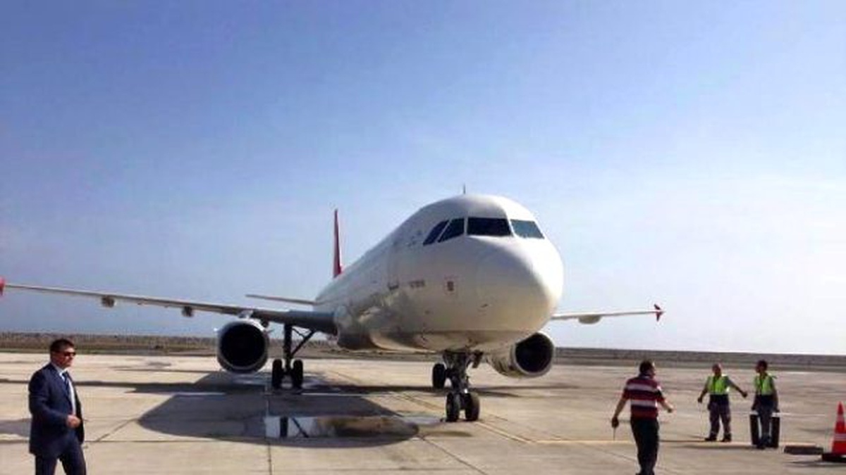 Ordu- Giresun Havalimanı\'na İlk Uçak İndi