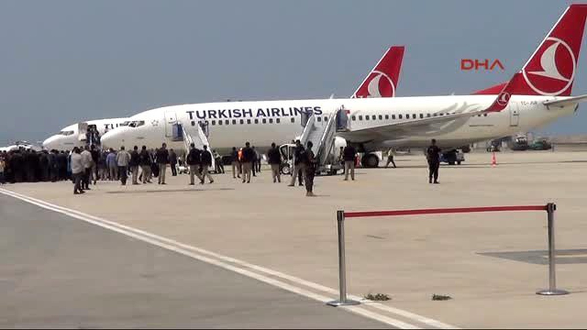 Ordu- Giresun Havalimanı\'na İlk Uçak İndi