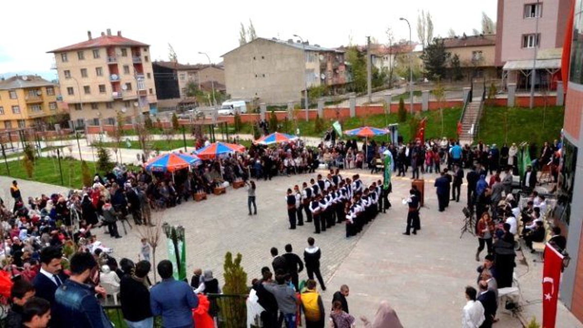 Palandöken Belediyesini Yılsonu Sergisi Göz Kamaştırdı…