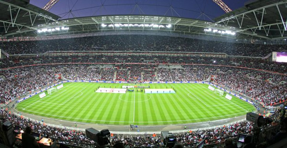 Wembley Stadı\'nın Yanında Patlamamış Bomba Bulundu