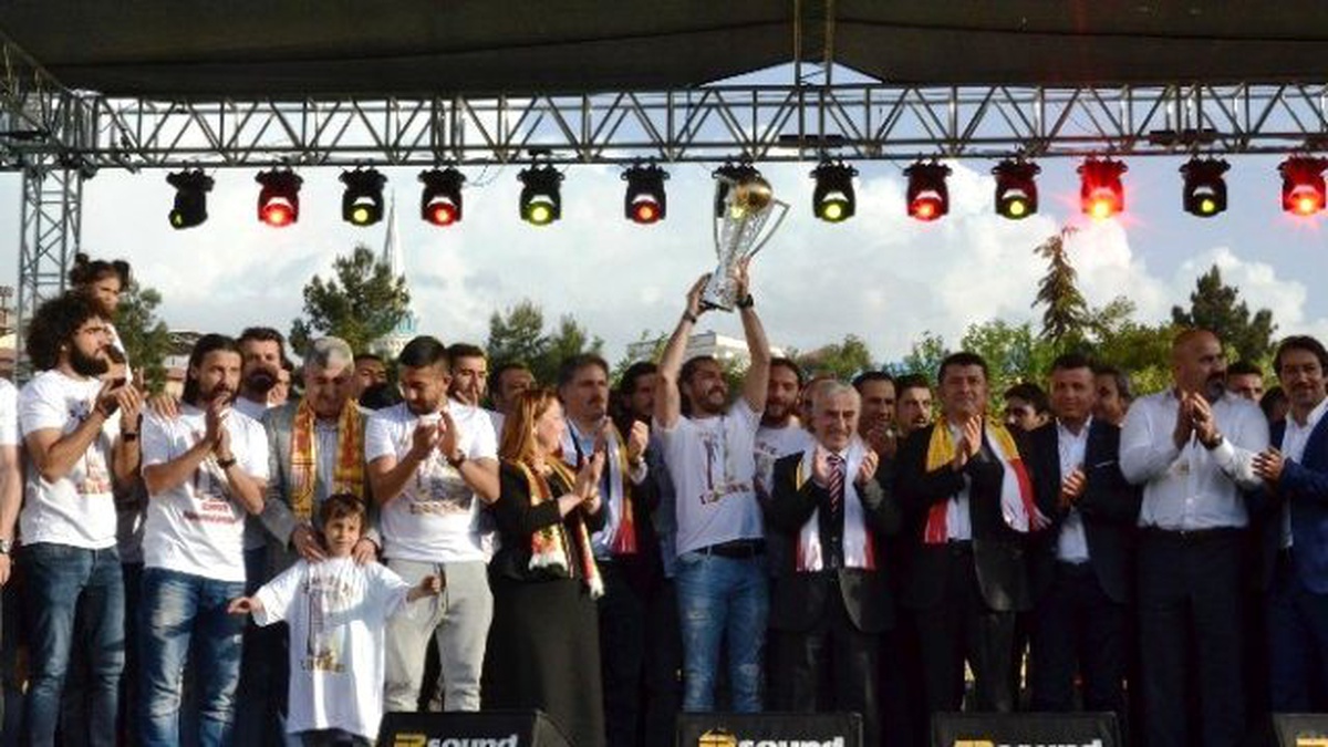 Yeni Malatyaspor\'un Şampiyonluk Kupası İstanbul\'da