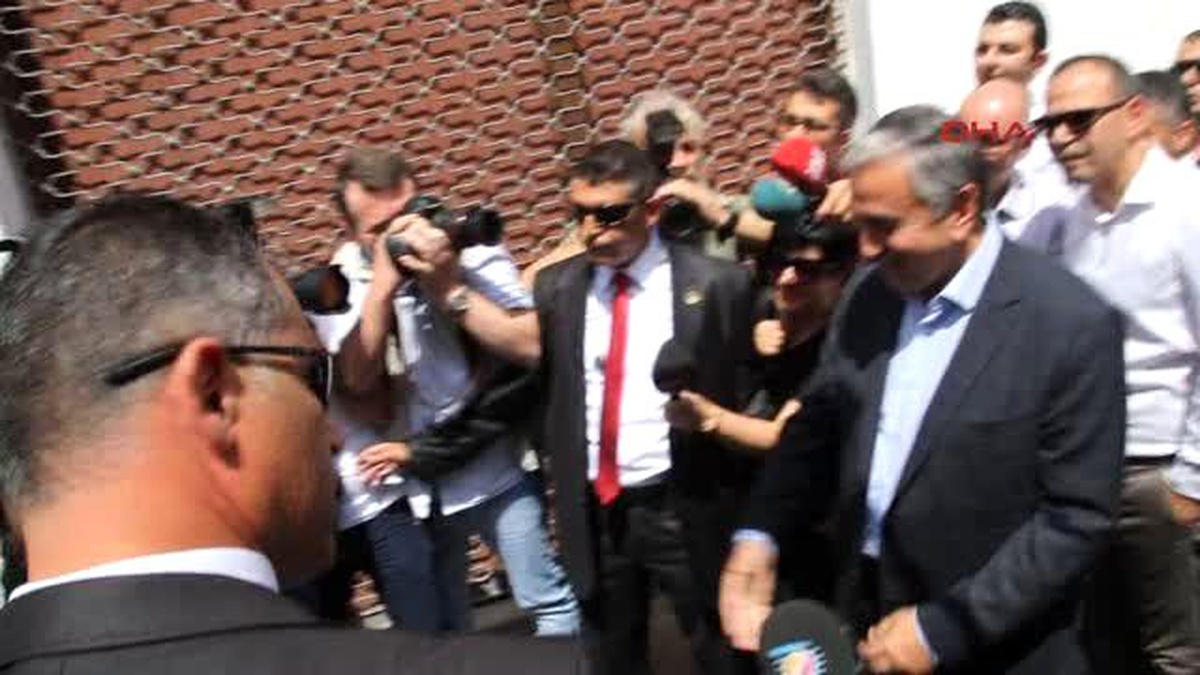 1kıbrıs\'ta Liderler Müzakere Tarihinde Bir İlke İmza Attı
