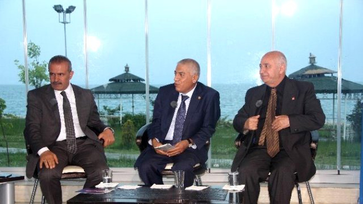 AK Parti Van Milletvekili Kayatürk, TRT Kürdi\'nin Konuğu Oldu