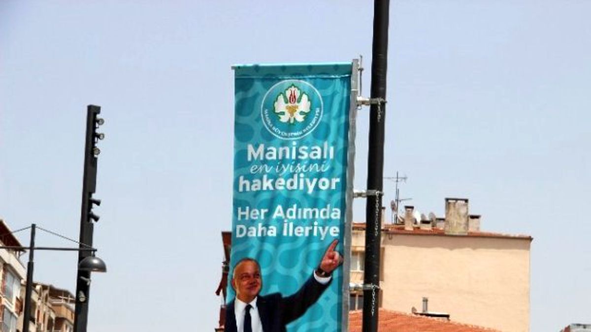 Ak Partili Özdağ\'dan MHP\'li Başkan Ergün\'e \'Saddam\' Benzetmesi