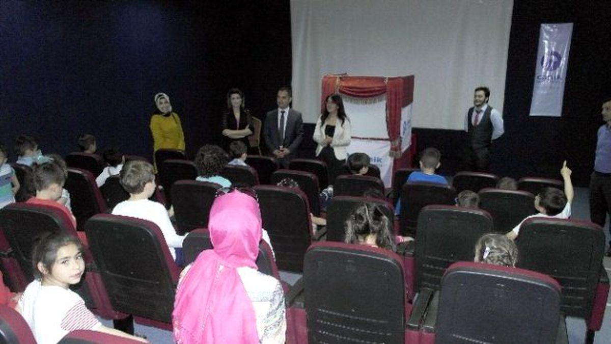 Canik\'ten Tiyatrolu Eğitim