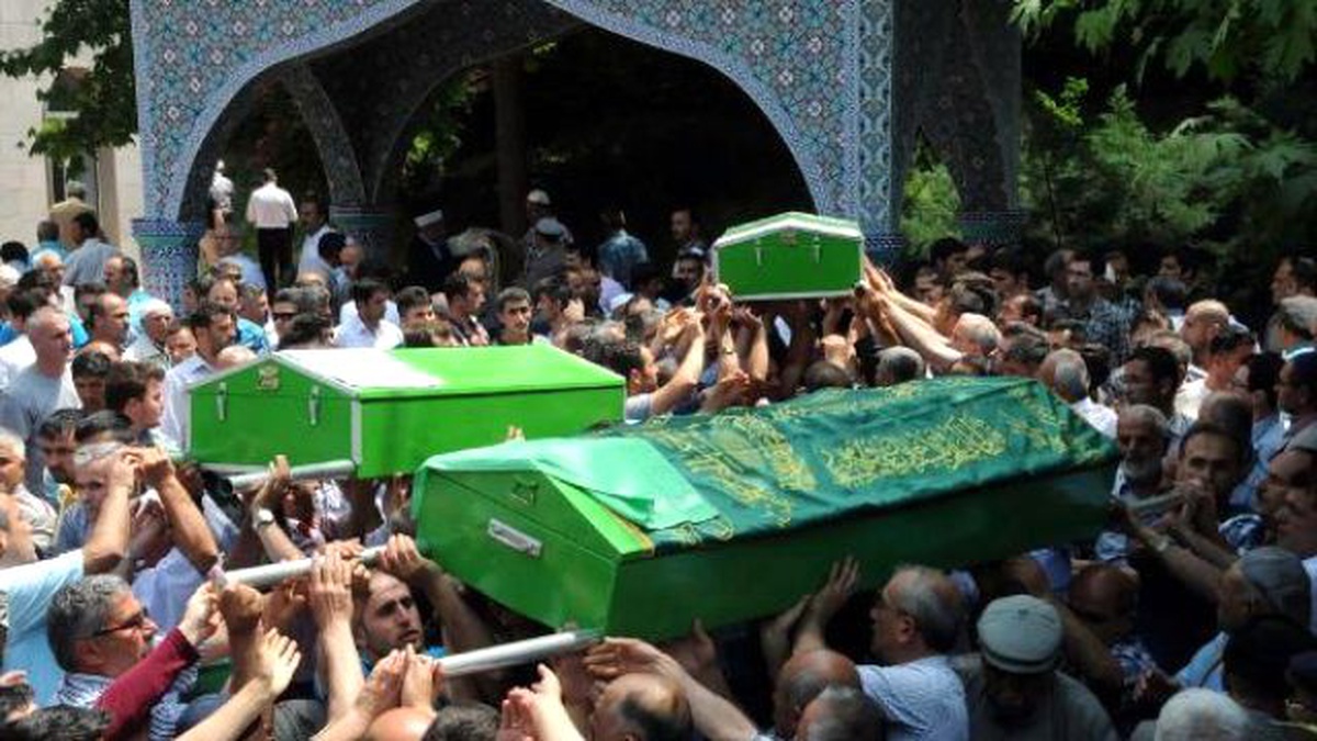 Dedesiyle Ölen 4 Aylık Yavuz\'un İkizi Selim de Kurtarılamadı (2)