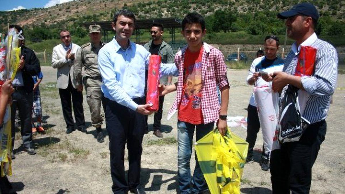 Dicle\'de Uçurtma Şenliği Yapıldı
