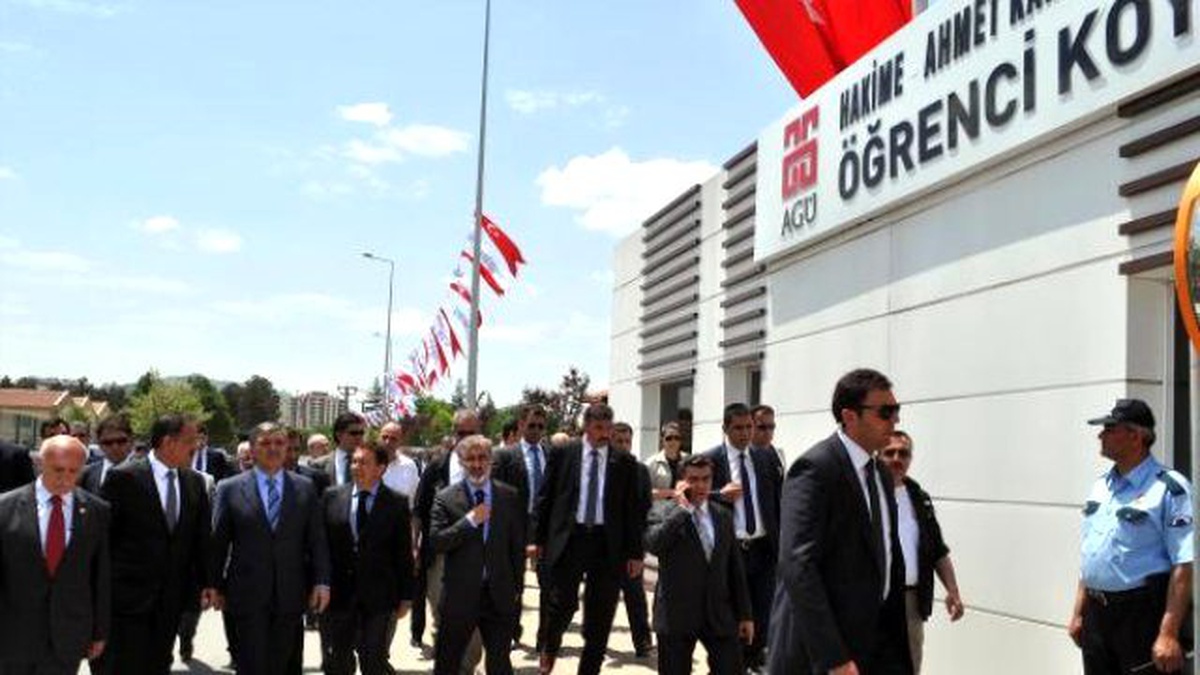 Gül\'den Parti Liderlerine Uyarı: Kırıcı Olmayın (2)