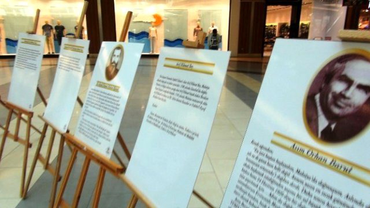Kayısı Diyarında İz Bırakanlar Sergisi Açıldı