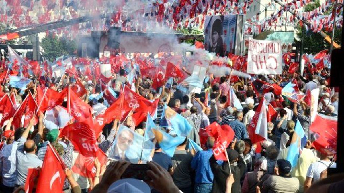 Kılıçdaroğlu: "İşçilerimizi Yürekten Kutluyorum"