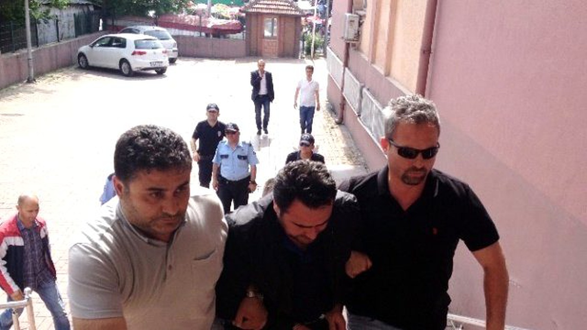 Öğretmeni Tekme ile Öldüren Şehir Magandası Tutuklandı