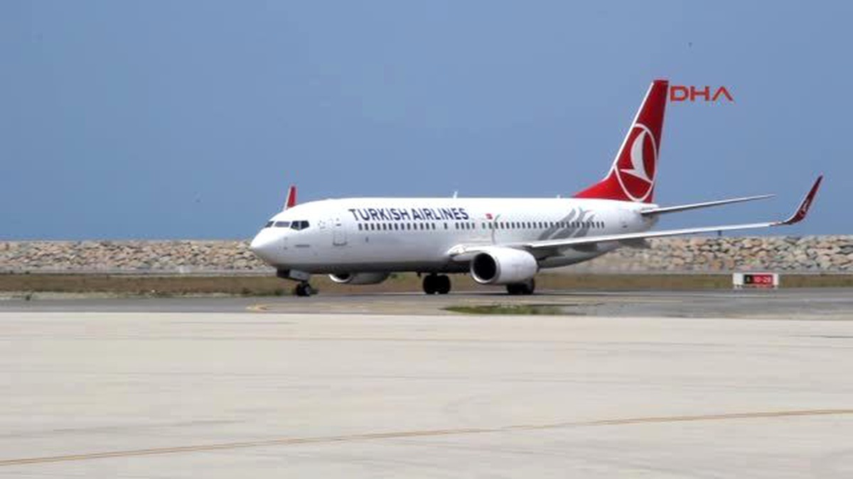 Ordu-Giresun Havalimanı\'na Açılışg Ünü 12 Uçakla 1535 Kişi Taşındı