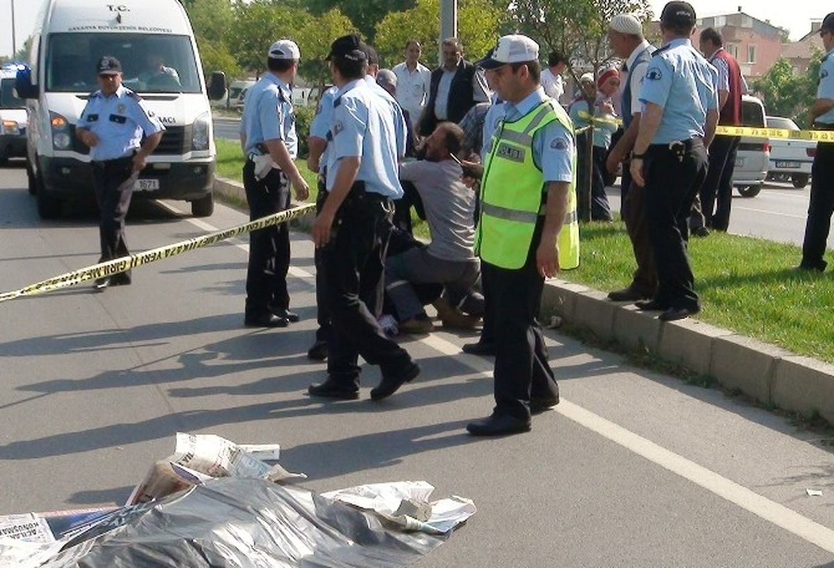 Otomobilin Çarptığı Bisikletli Genç Hayatını Kaybetti