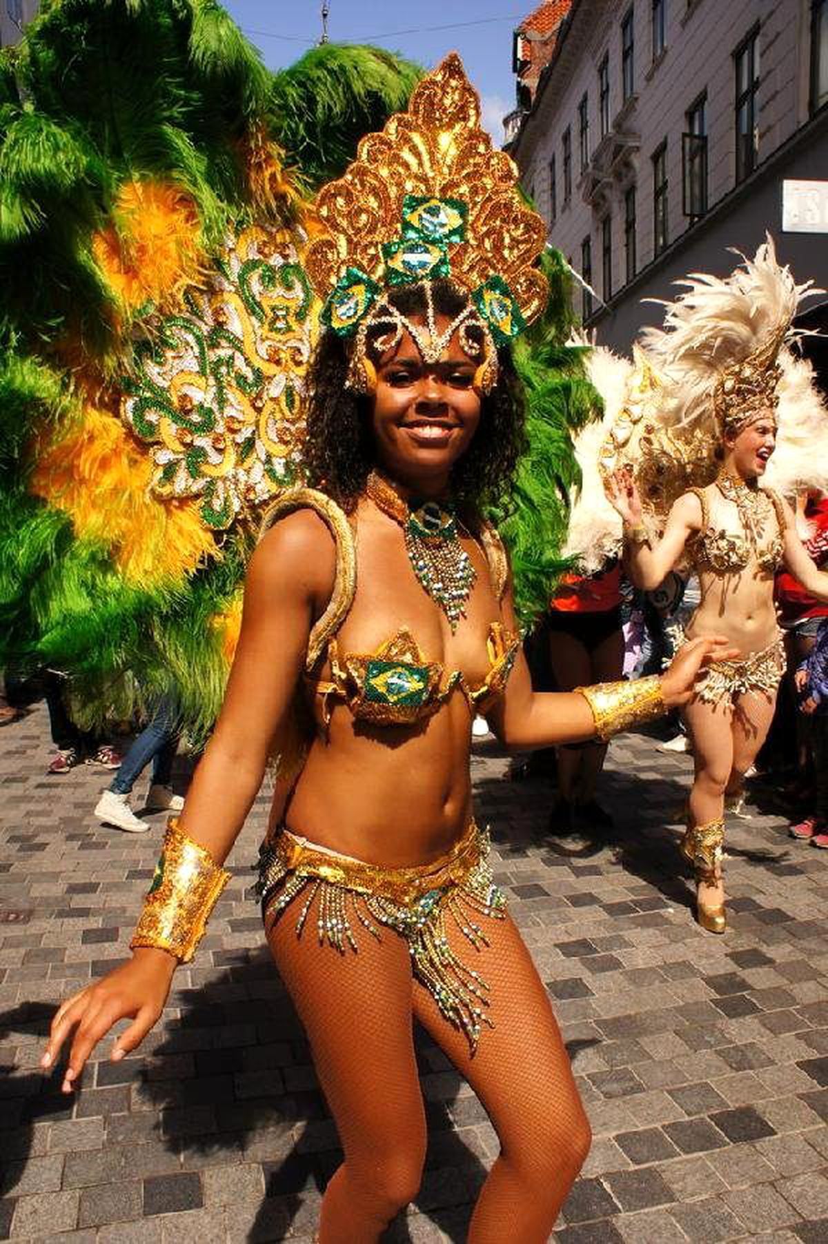 Rio\'yu Aratmayan Kopenhag Karnavalı Renkli Görüntülerle Başladı