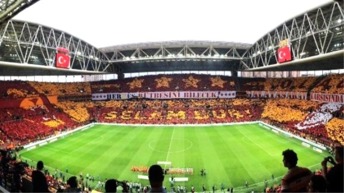 Arena\'da Görsel Şölen