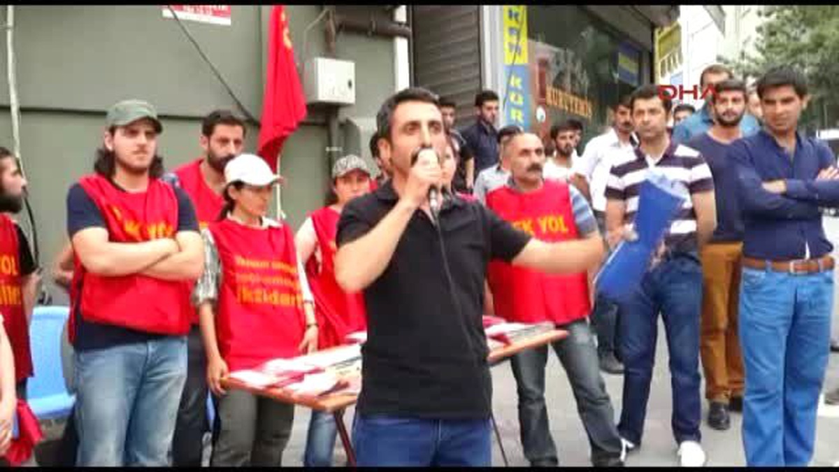 Bağımsız Aday İçin Açılan Standa Polisten Biber Gazlı Müdahale 3 Gözaltı