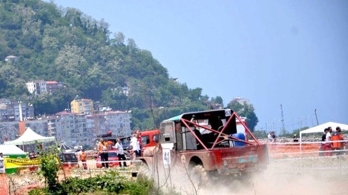 Belediye Başkanı Kerim Aksu, Off-road Yarışlarında Pilot Koltuğunda