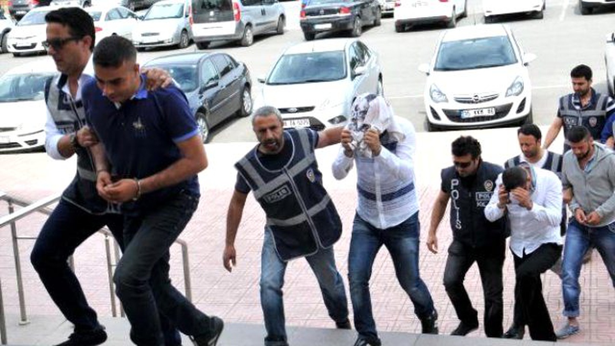 Bodrum\'da İnsan Kaçakçılığı Suçlamasıyla 7 Kişi Tutuklandı