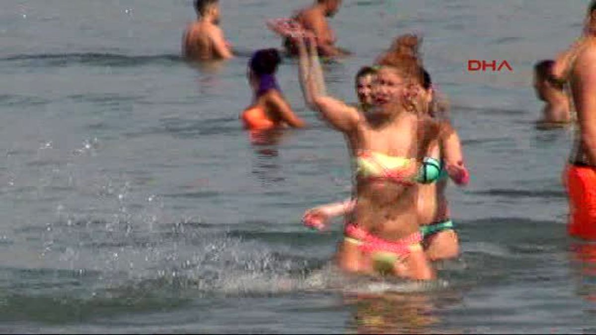 Bodrum\'da Plajlar Şenlendi
