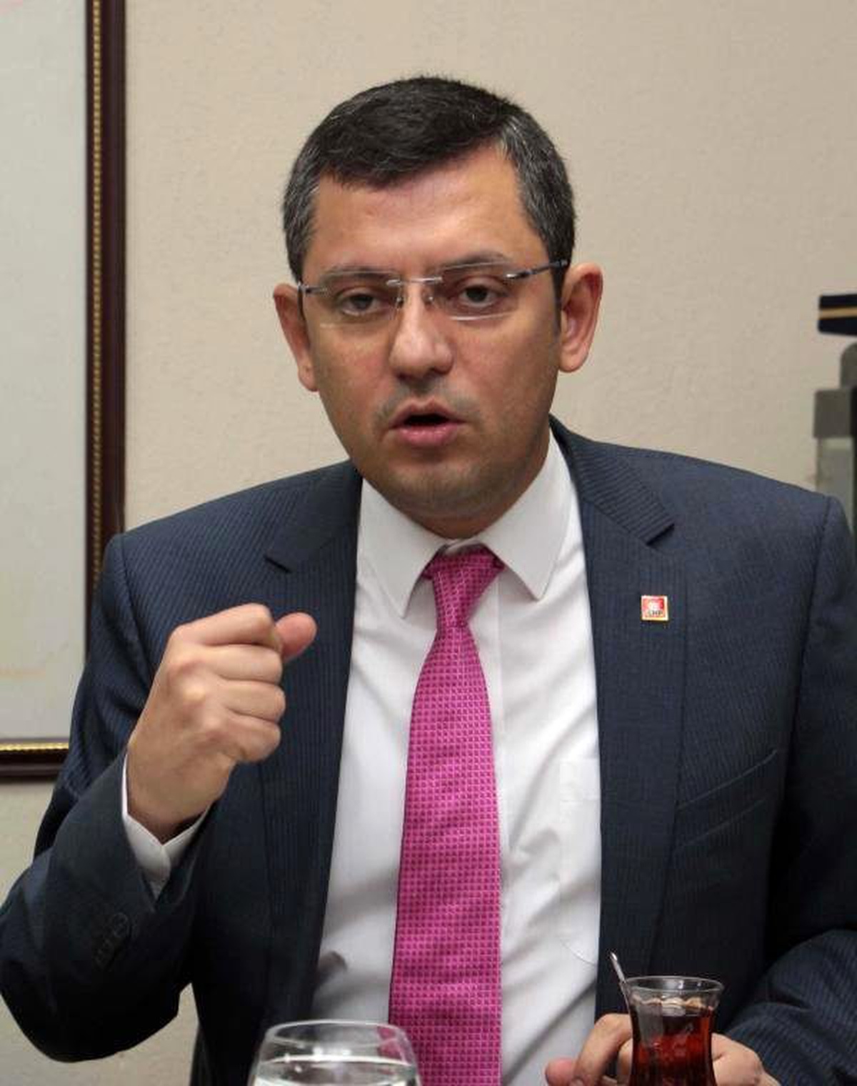CHP\'li Özel: Vatandaşa Değil Ama Alp Gürkan\'a Kaynağı Buldular
