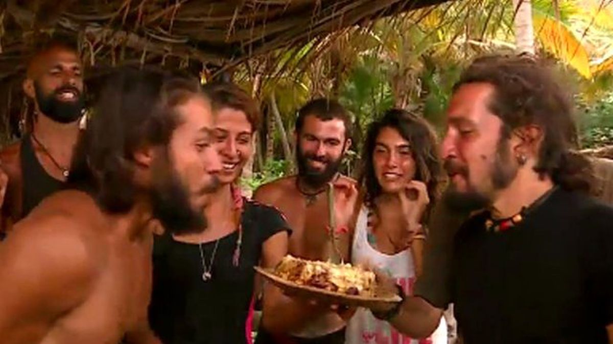 Doğukan ve Hilmicem\'e Doğumgünü Sürprizi!