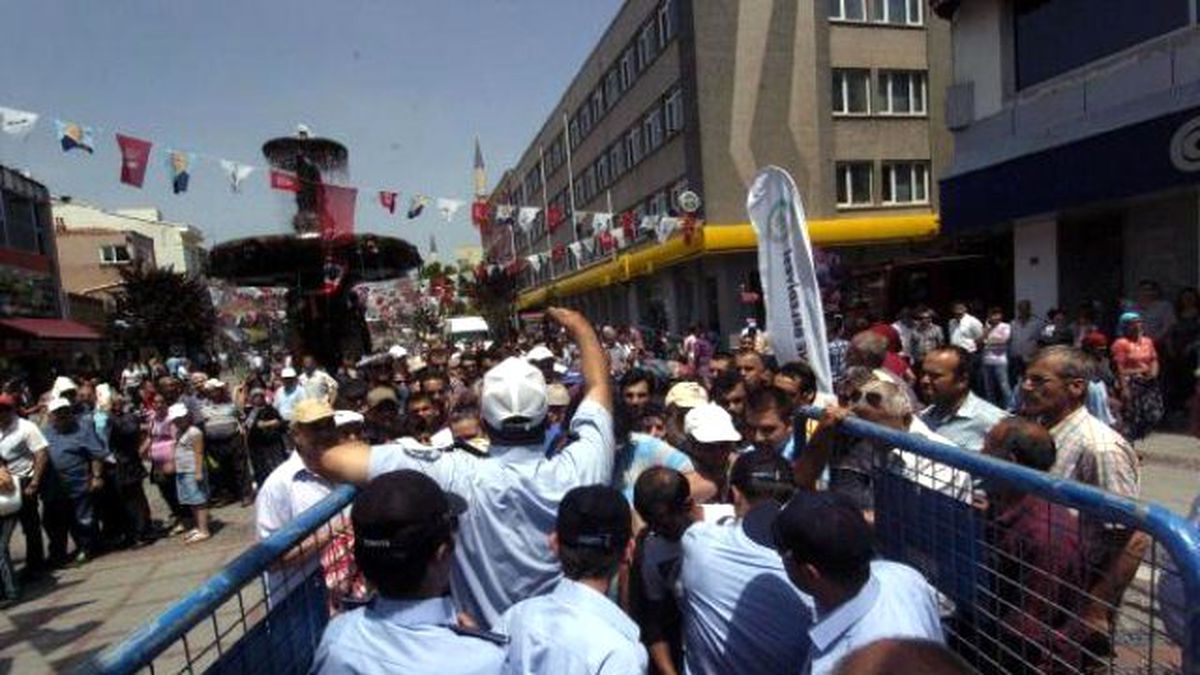 Festivalde 3.5 Ton Ciğer Dağıtıldı