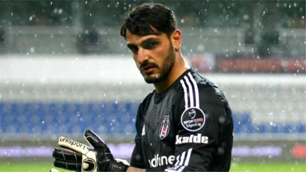 Galatasaraylı Taraftarlar, Beşiktaşlı Günay Güvenç'le Dalga Geçti