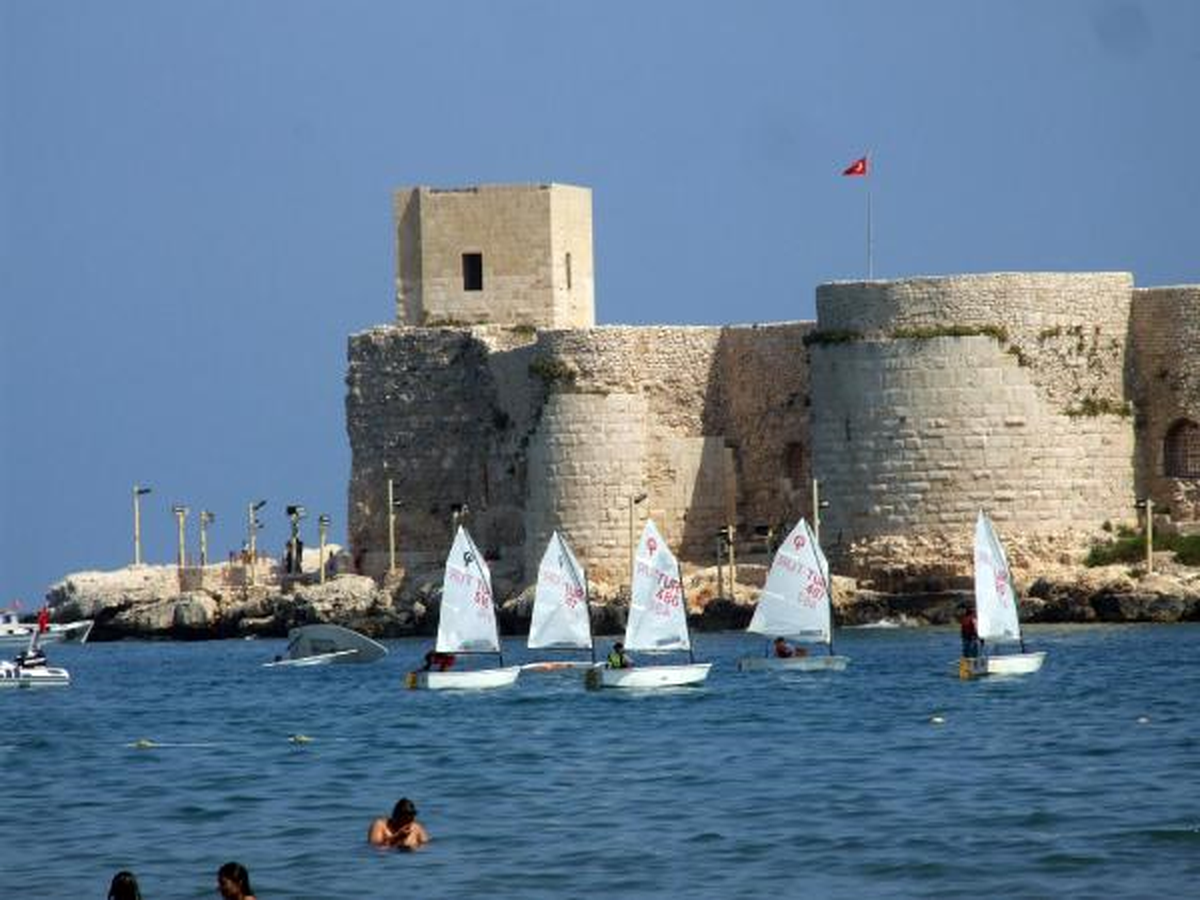 Kızkalesi Turizm Festivali Renkli Görüntülere Sahne Oldu