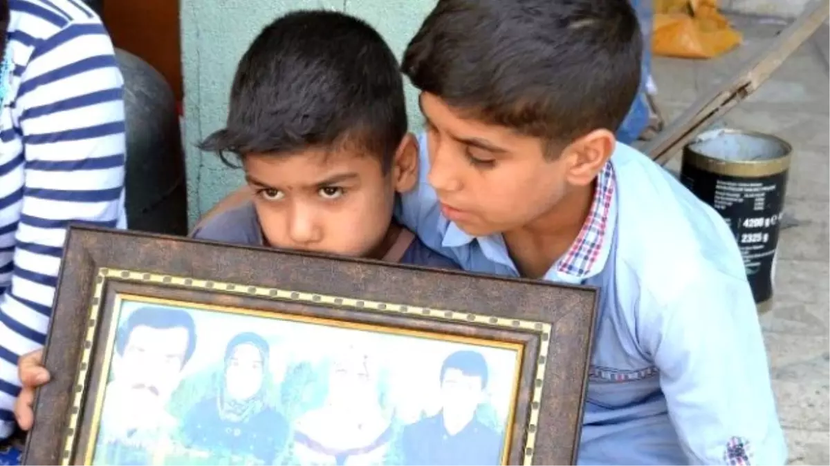 Babaları 6 Yıl Önce Ölen 6 Çocuğu, Anneleri de Terk Etti