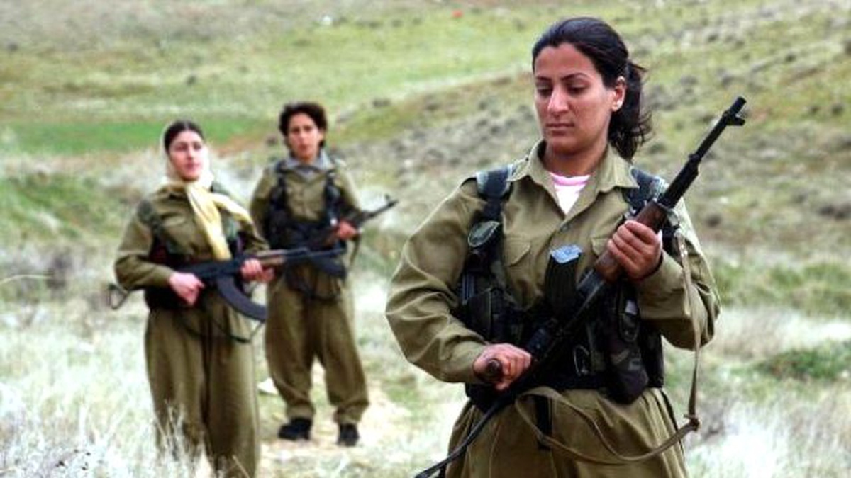 Pkk, İran Peşmergelerini Ablukaya Alıp Bölgeyi Terk Etmelerini İstedi