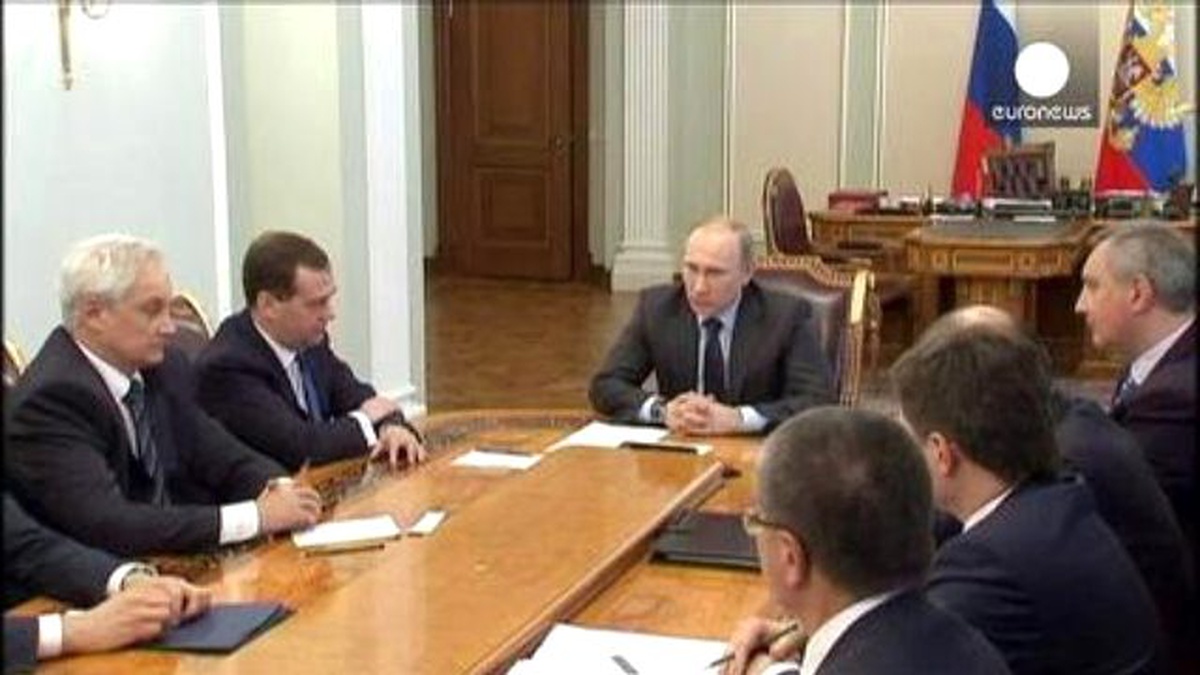 Putin İstenmeyen Kuruluş Yasasını İmzaladı