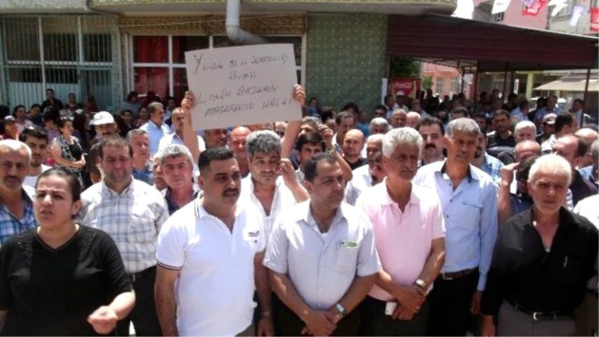 Samandağ\'da Su Zammı Protesto Edildi