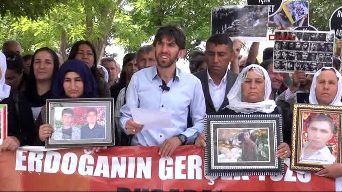 Şırnak AK Parti\'nin, \'Kendi Savaş Uçağımızı Yapıyoruz\' Afişi Kaldırıldı