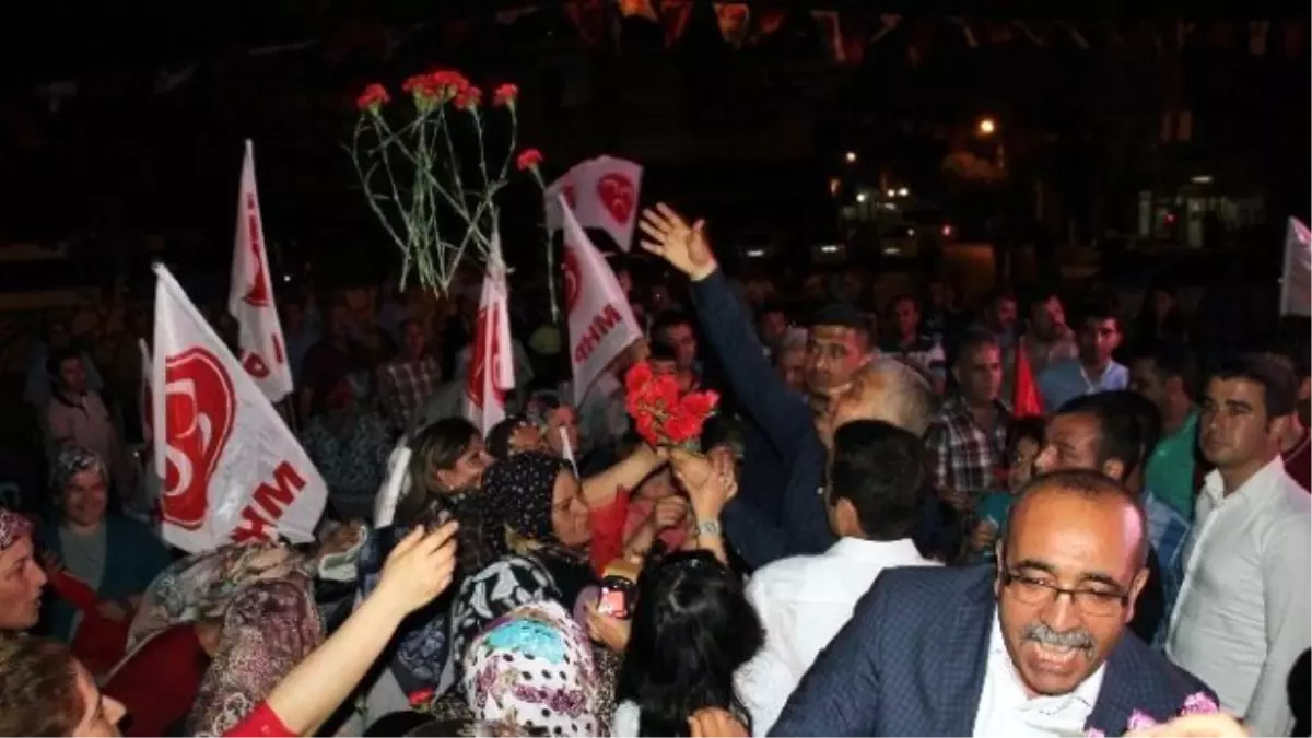 Yılmaz: 'Milletimiz MHP ile Beraber Yürüyor'