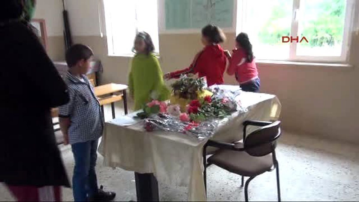 Bartın Dövülerek Öldürülen Öğretmenin Öğrencilerine Psikolojik Destek