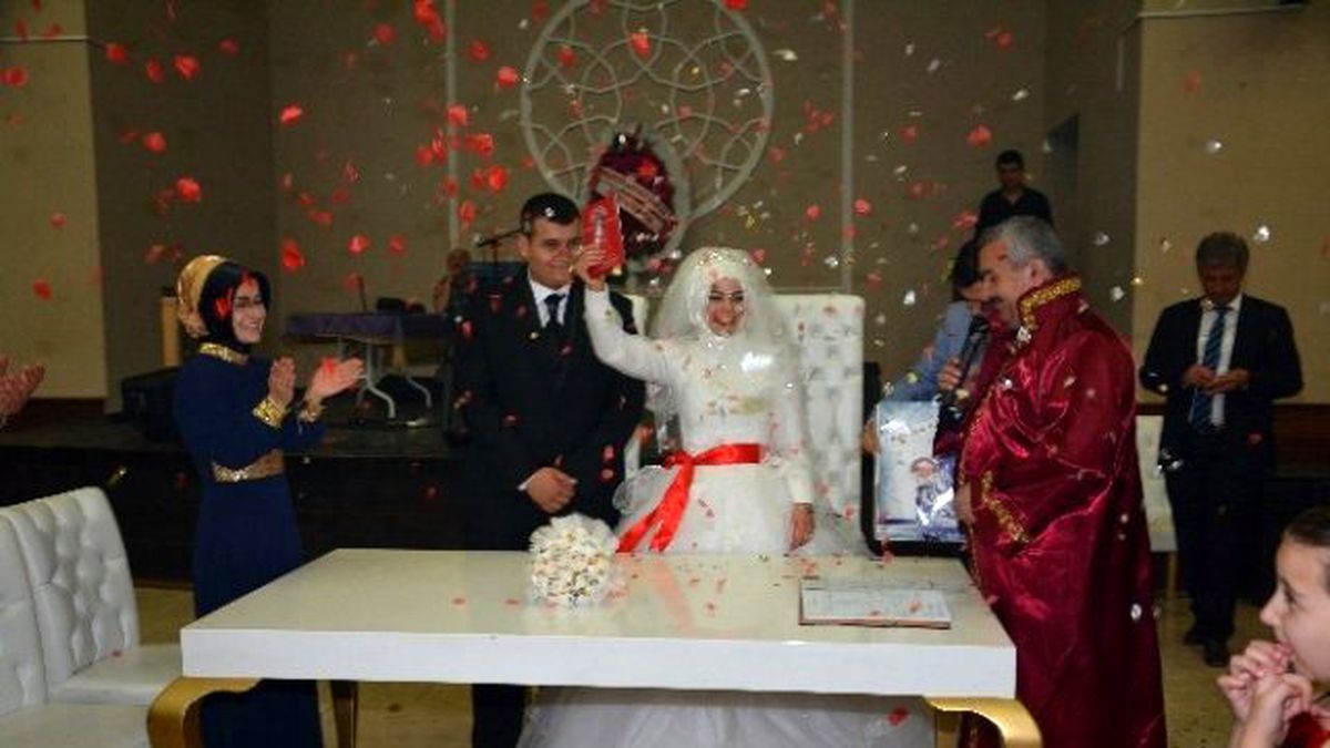 Başkan Baran Gençlerin Mutluluklarına Ortak Oldu